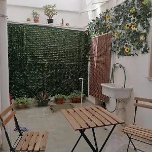 A 10 Min A Piedi Dal Centro Storico Hébergement de vacances Lecce