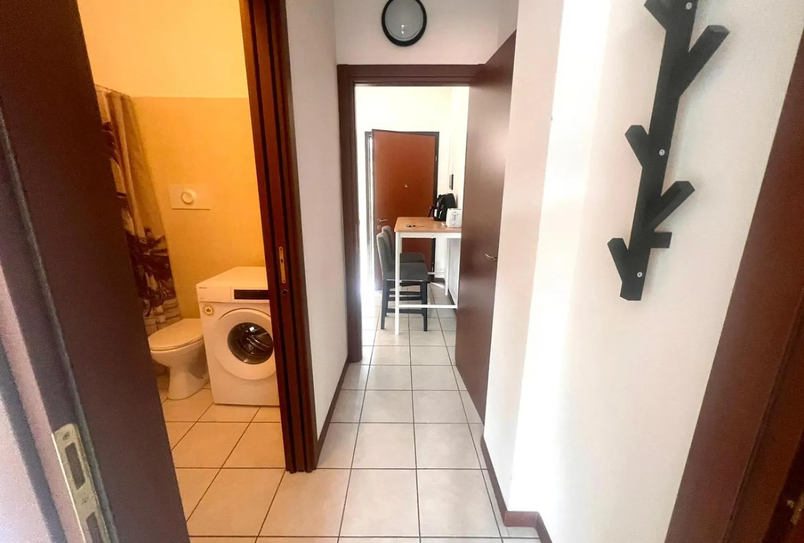 Como Lake With Two People Lake View And Near Beach Apartment Acquaseria 0*,  Italy